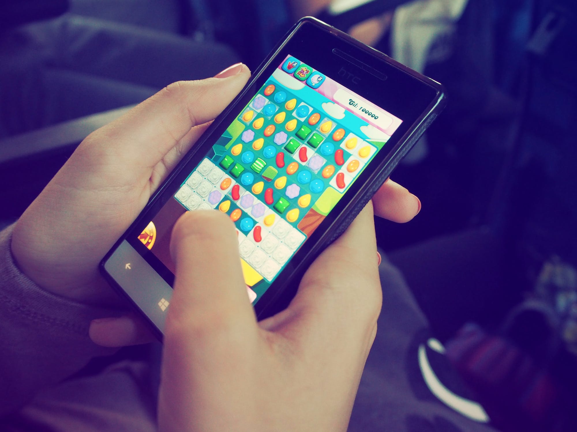 How To Choose A Good Online Game For Entertainment